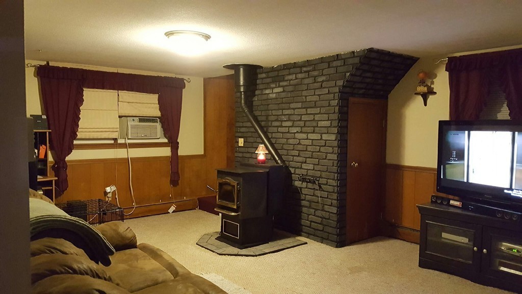 246 Clover Road Ludlow, MA 01056 - Photo 12 of 17 Gallery Image 12