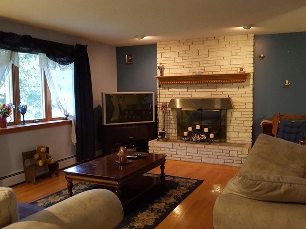 246 Clover Road Ludlow, MA 01056 - Photo 5 of 17 Gallery Image 5