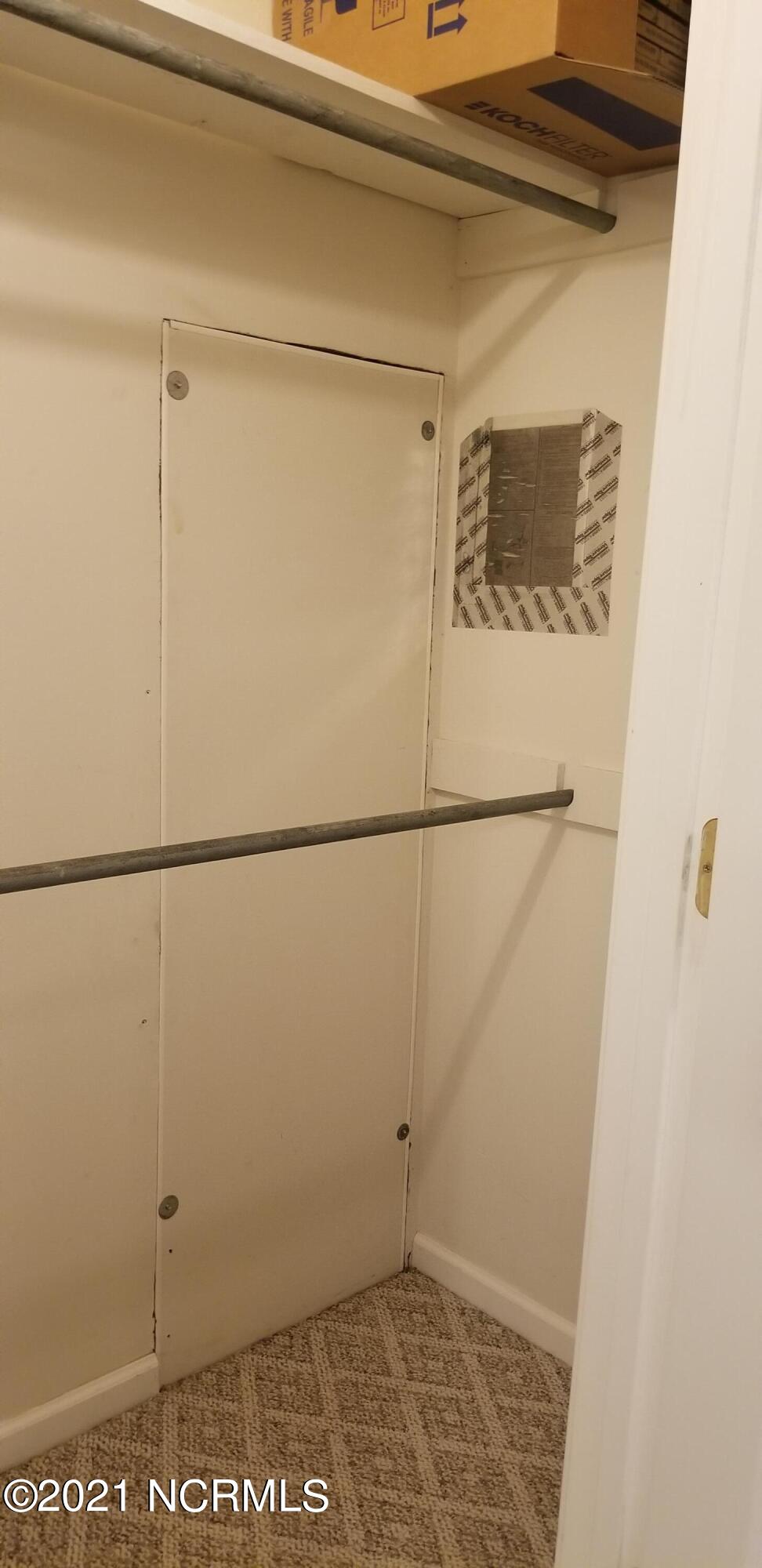 2695 Pauls Path Road Kinston, NC 28504 - Photo 25 of 40 11.3 Master closet 2021-09-21 18.40.39