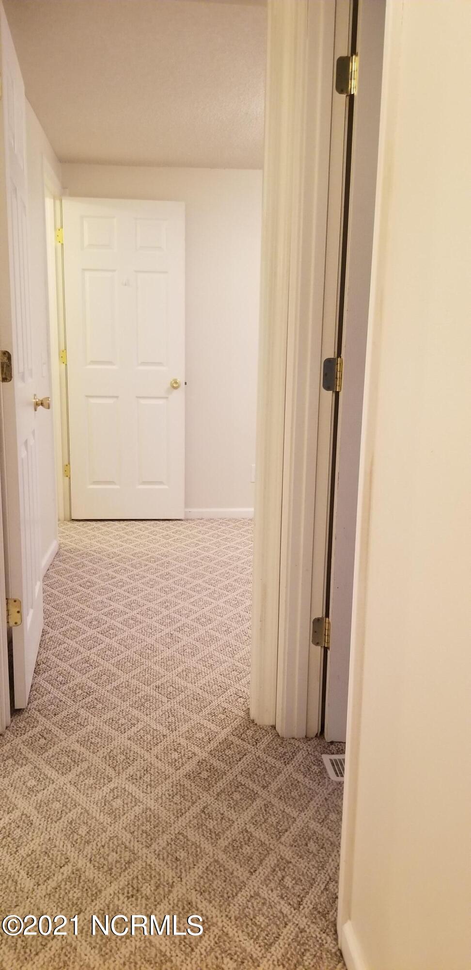2695 Pauls Path Road Kinston, NC 28504 - Photo 26 of 40 11.4 Hallway 2021-09-21 18.37.29