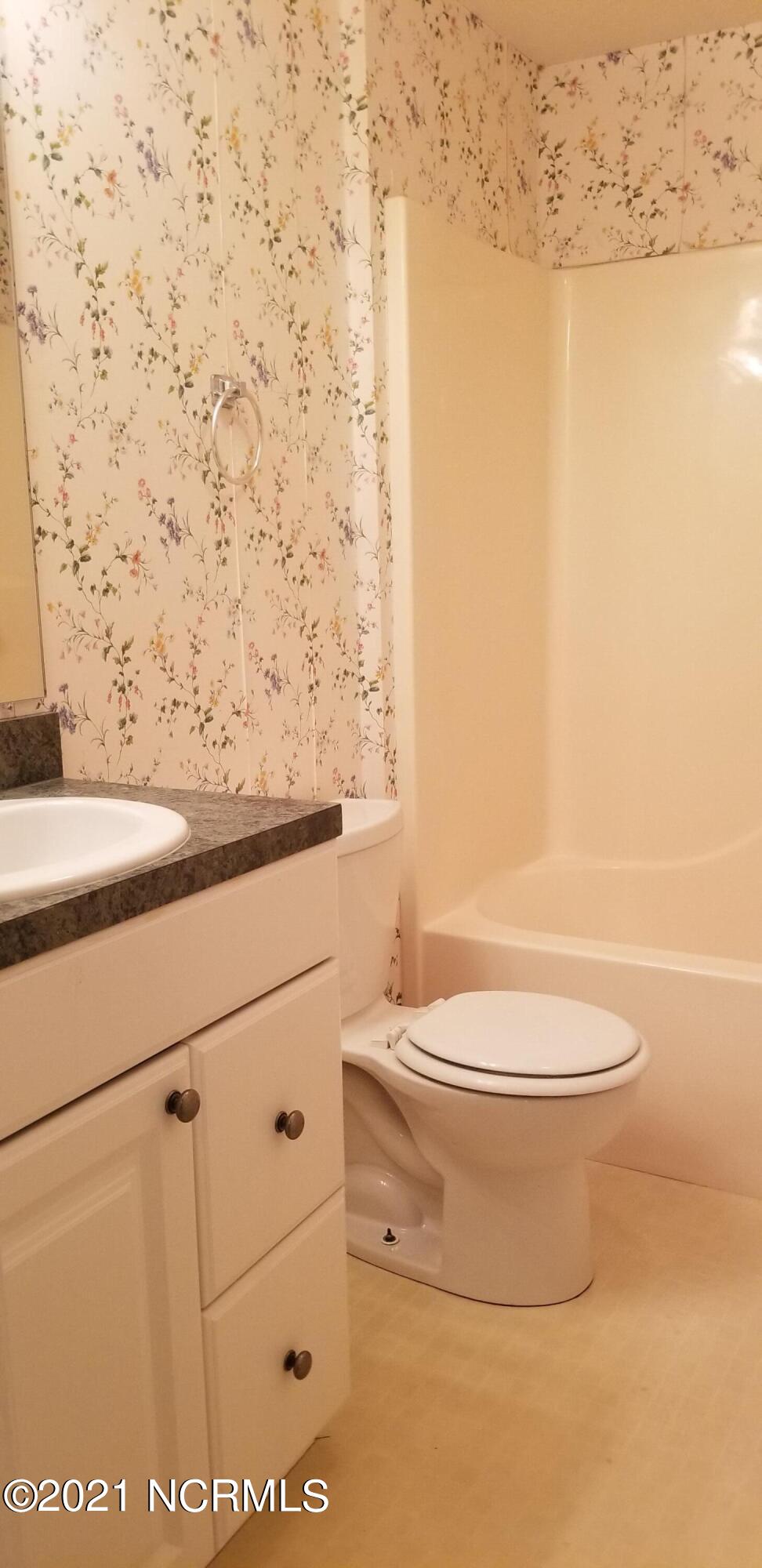 2695 Pauls Path Road Kinston, NC 28504 - Photo 32 of 40 16 - Bathroom 2021-09-21 18.37.45