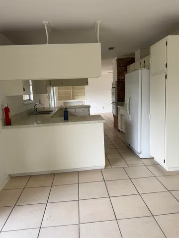 $1,995 | 1932 Shady Oaks Drive, Tallahassee, FL 32303