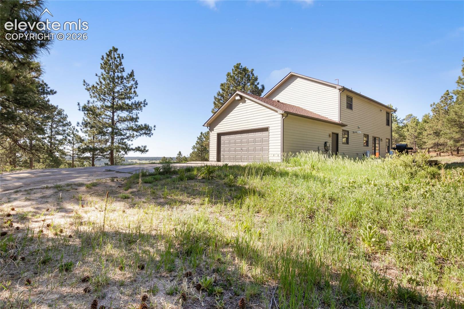 18673 North Elbert Road Elbert, CO 80106 - Photo 2 of 29 Back of home