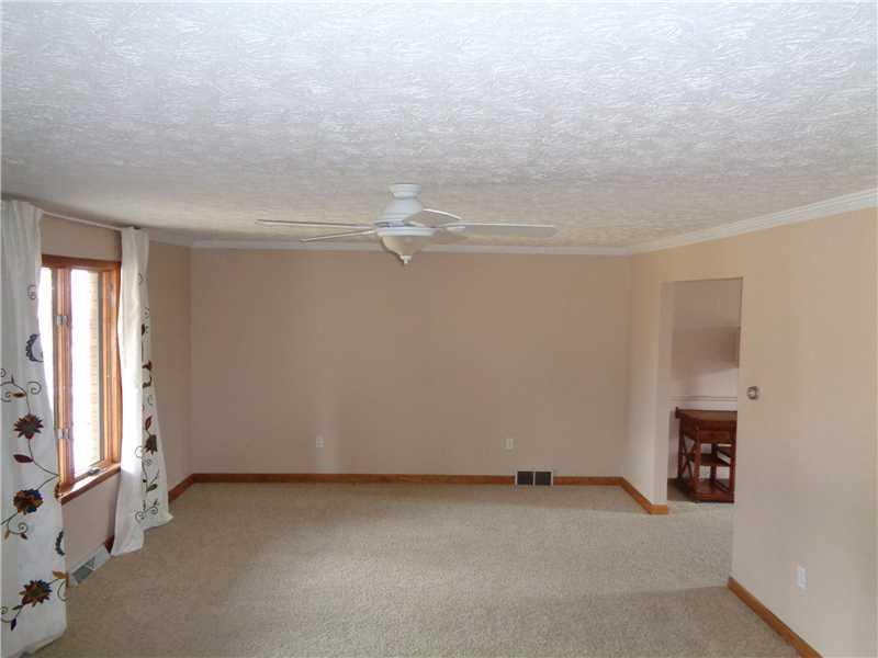 2008 Ridge Rd Extension Economy, PA 15003 - Photo 4 of 20 Living Room.