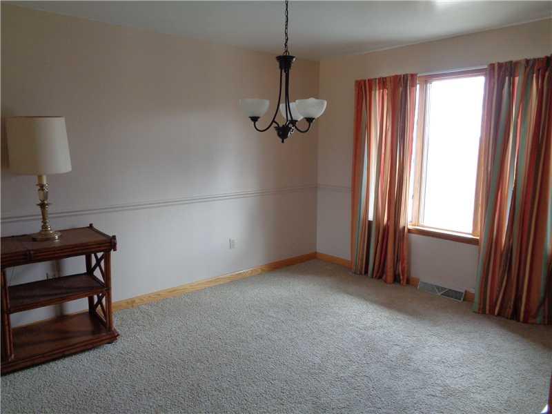 2008 Ridge Rd Extension Economy, PA 15003 - Photo 5 of 20 Dining Room.