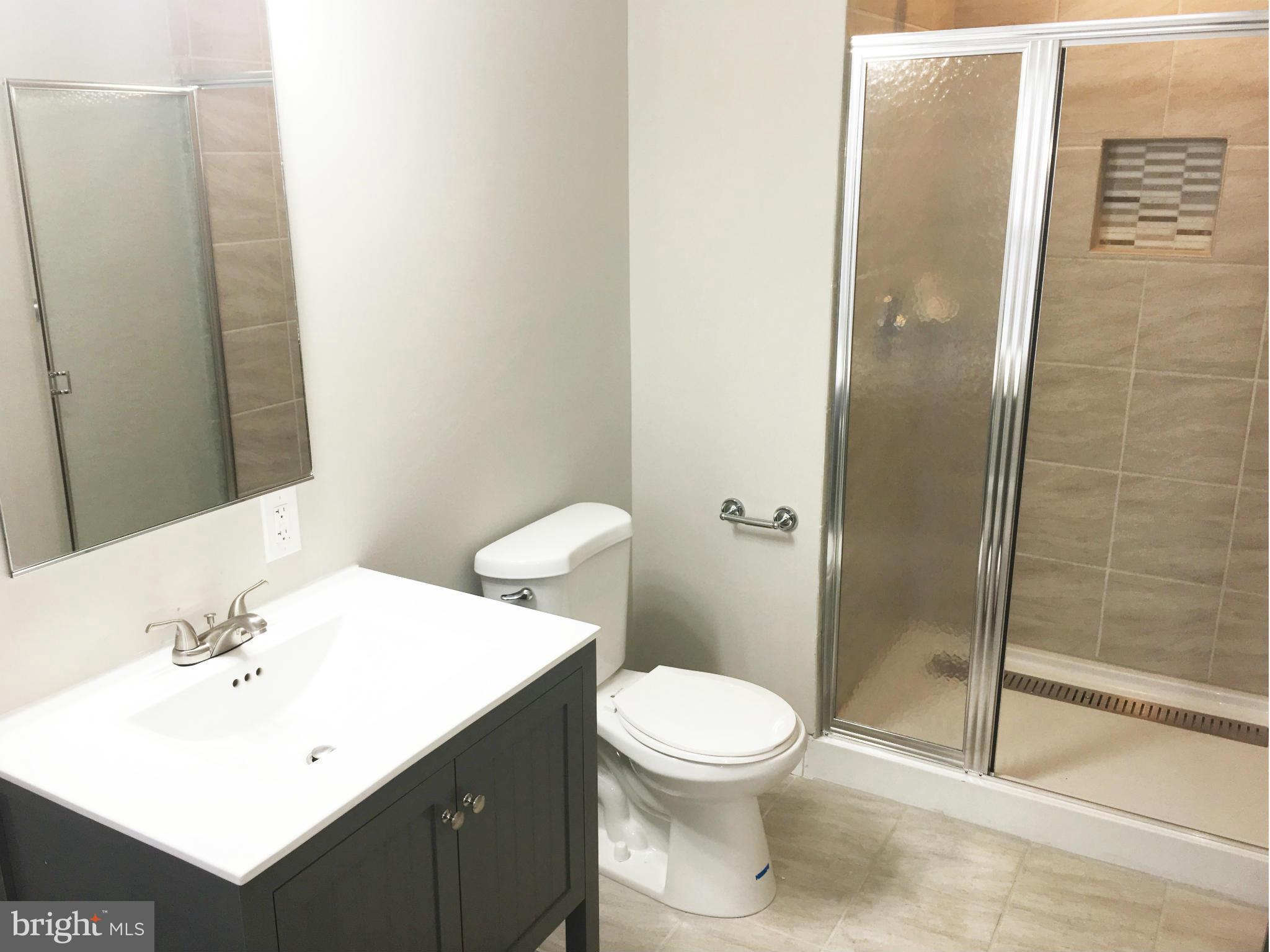 960 Patuxent Road Odenton, MD 21113 - Photo 12 of 29 Bath (Master)