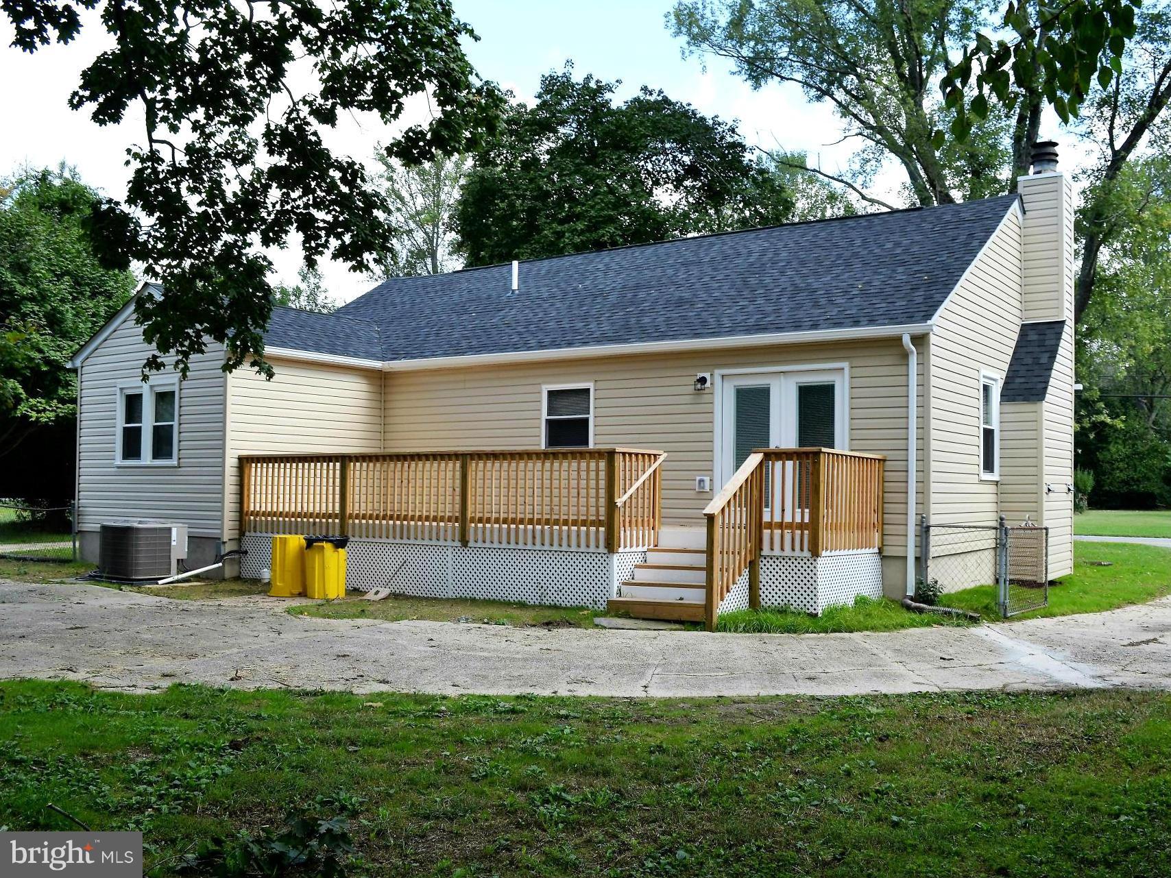960 Patuxent Road Odenton, MD 21113 - Photo 26 of 29 Exterior (Rear)
