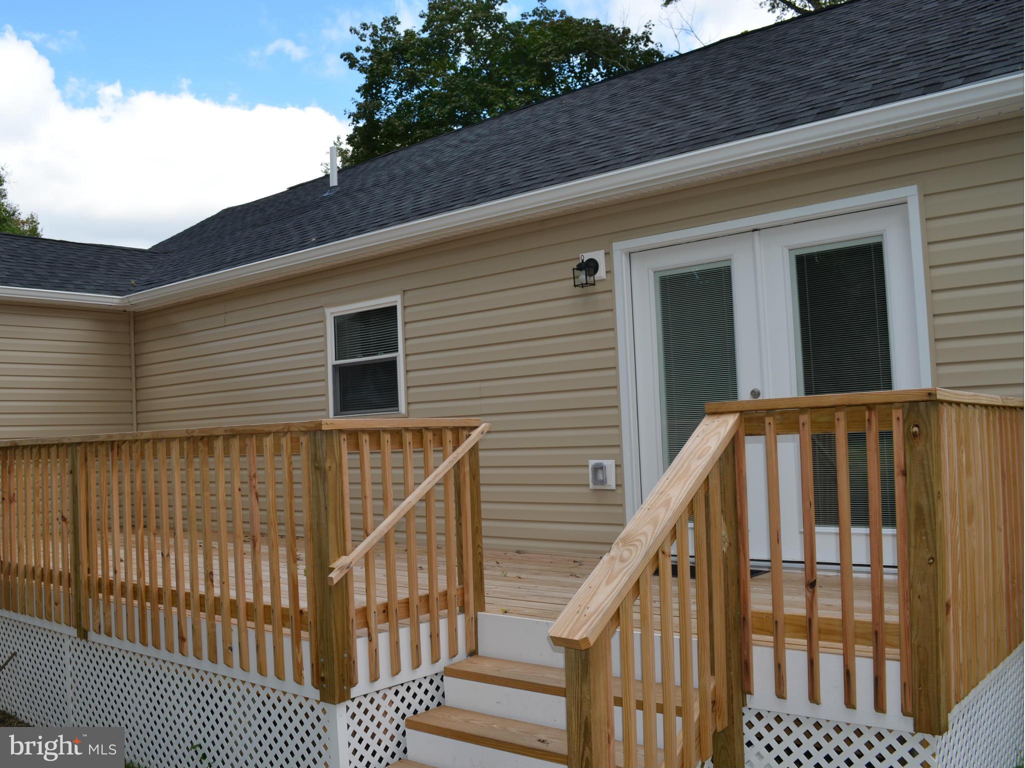 960 Patuxent Road Odenton, MD 21113 - Photo 27 of 29 Exterior (Rear)