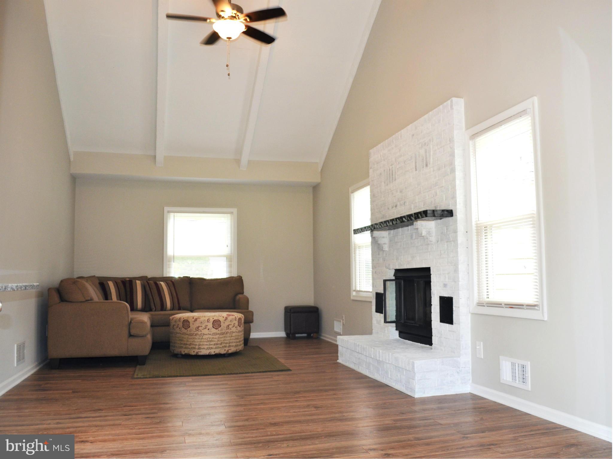 960 Patuxent Road Odenton, MD 21113 - Photo 6 of 29 Interior (General)