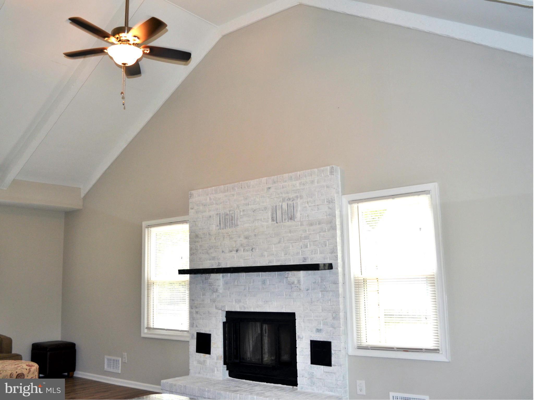 960 Patuxent Road Odenton, MD 21113 - Photo 8 of 29 Interior (General)