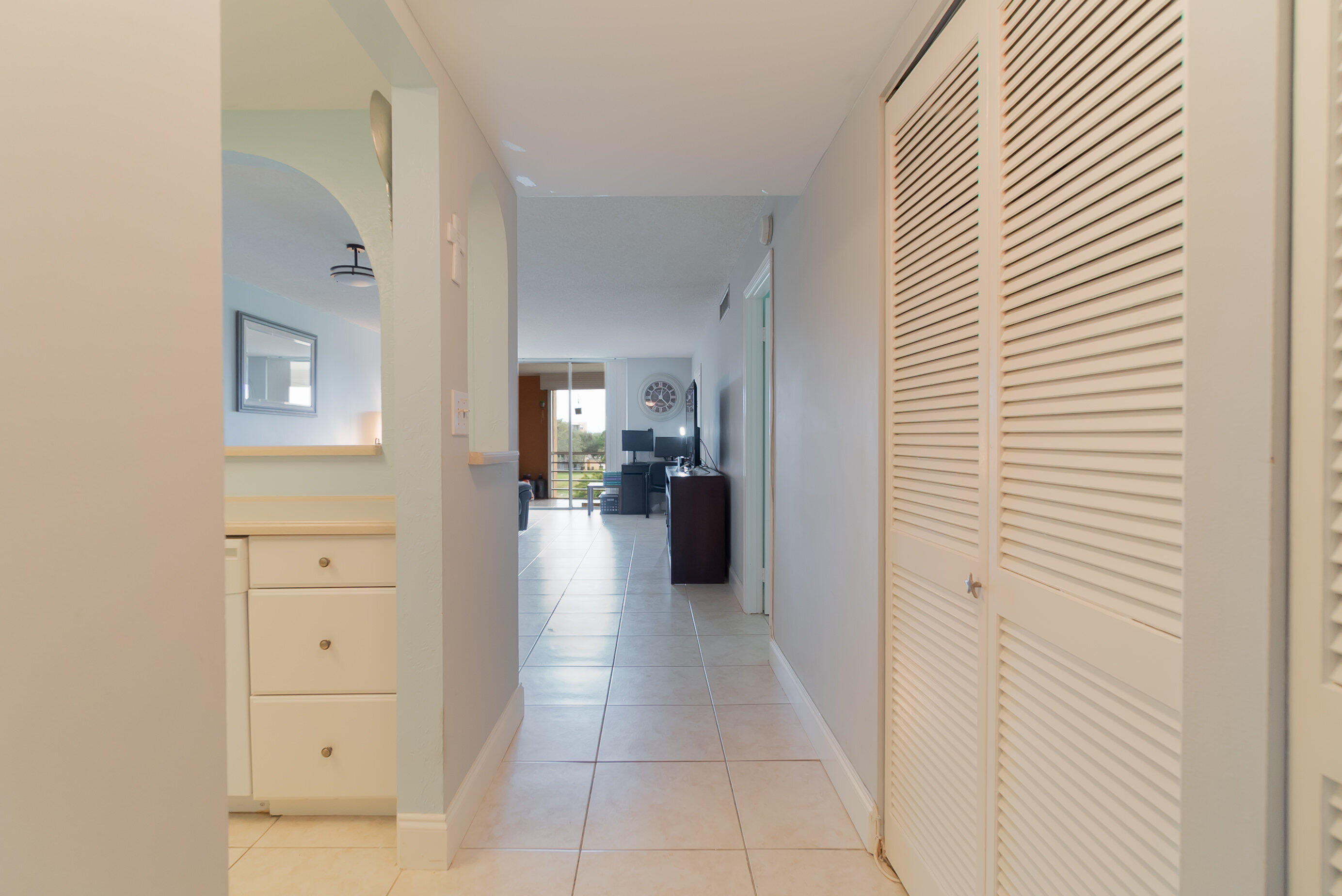 5301 Northwest 2nd Avenue, Unit 404 Boca Raton, FL 33487 - Photo 1 of 23 001_dsc05335