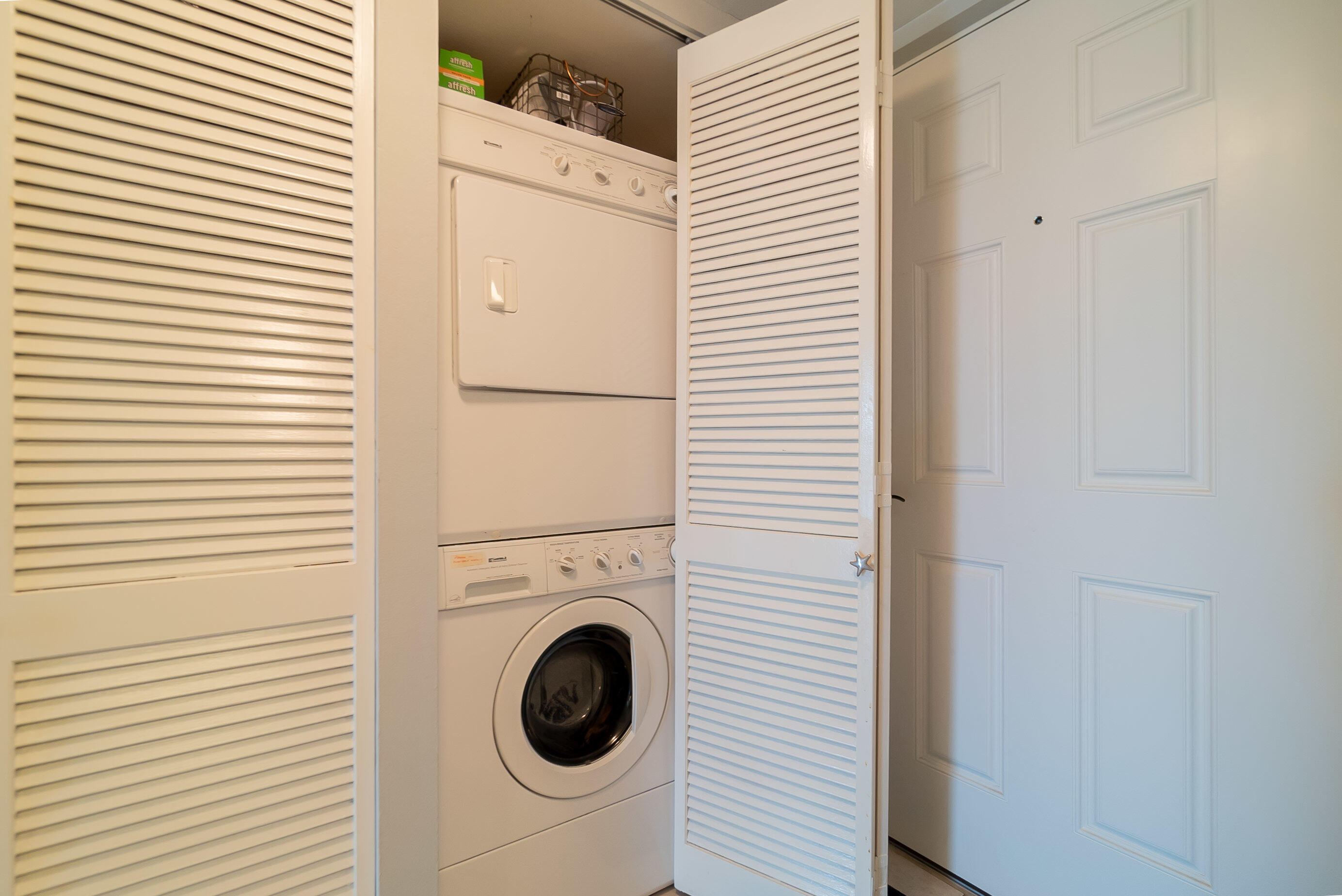 5301 Northwest 2nd Avenue, Unit 404 Boca Raton, FL 33487 - Photo 20 of 23 020_dsc05353