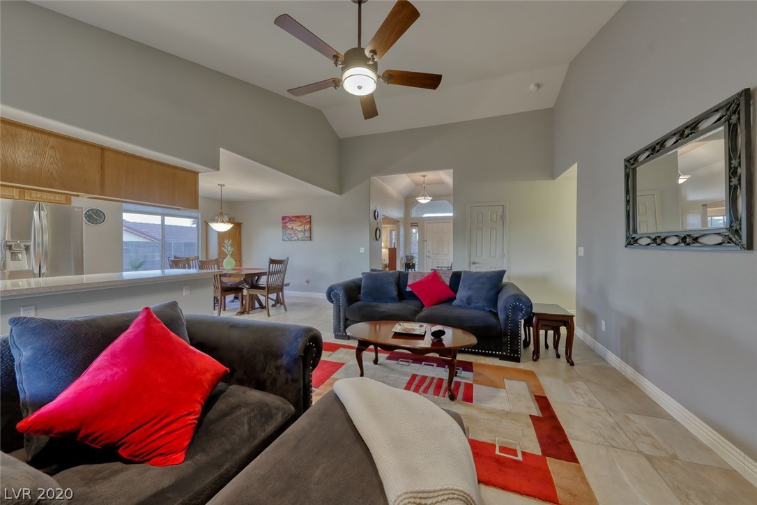 514 Crestway Road Henderson, NV 89015 - Photo 8 of 47 Gallery Image 8