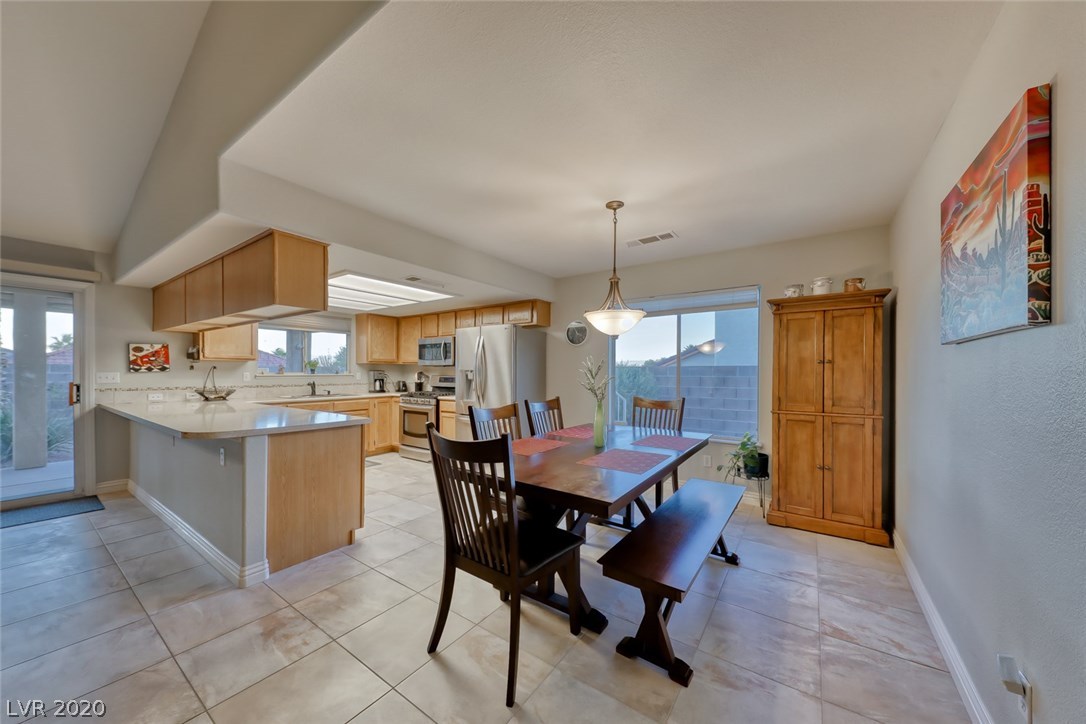 514 Crestway Road Henderson, NV 89015 - Photo 10 of 47 Gallery Image 10