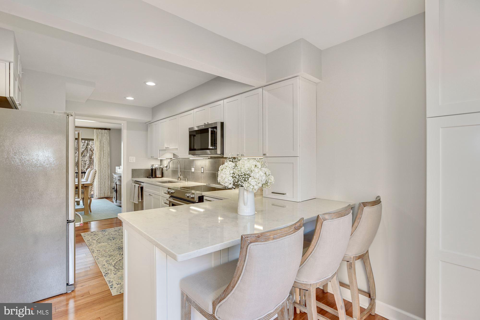 2107 Cabots Point Lane Reston, VA 20191 - Photo 10 of 40