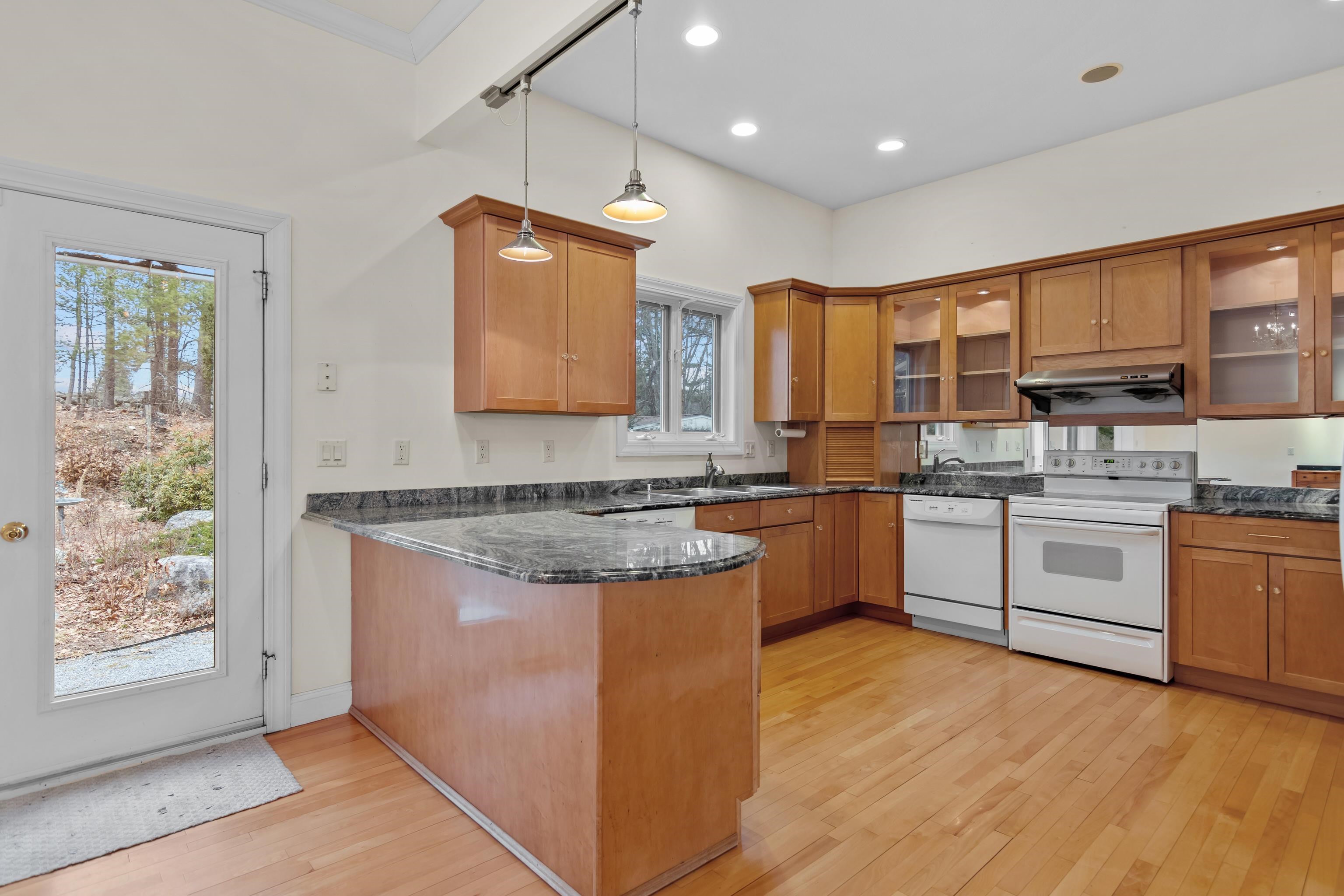 96 Pattee Hill Road Goffstown, NH 03045 - Photo 12 of 40 Gallery Image 12