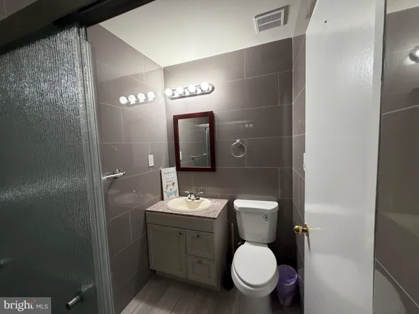 $2,600 | 1515 Marcy Place, Unit B, Philadelphia, PA 19115