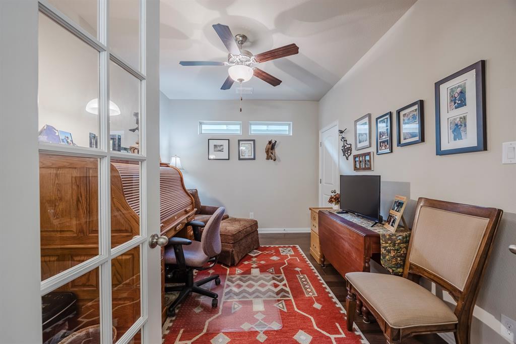 2123 Ladera Way, Unit 2123 Mansfield, TX 76063 - Photo 19 of 34 a work room with furniture