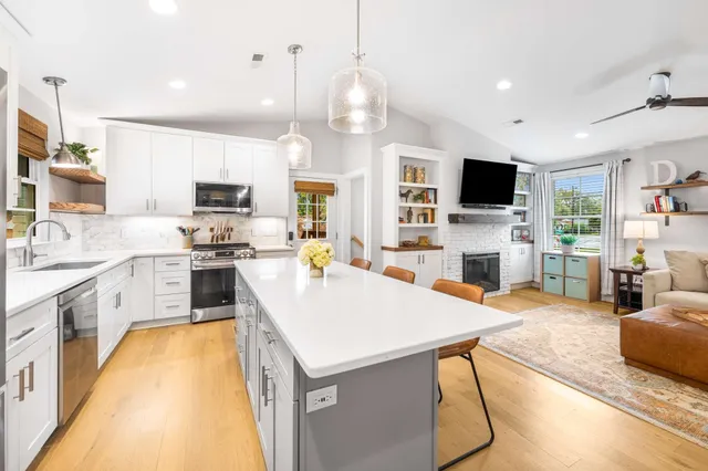 $825,000 | 333 Gaywood Drive, Nashville, TN 37211