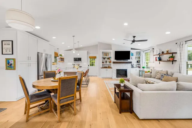 $825,000 | 333 Gaywood Drive, Nashville, TN 37211