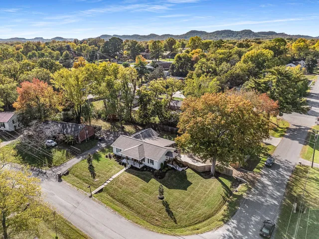 $825,000 | 333 Gaywood Drive, Nashville, TN 37211