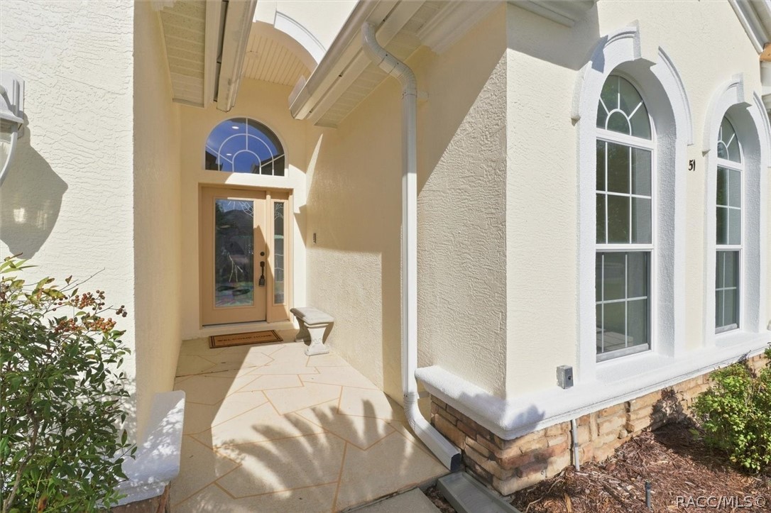 51 West Doerr Path Hernando, FL 34442 - Photo 2 of 47 Gallery Image 2