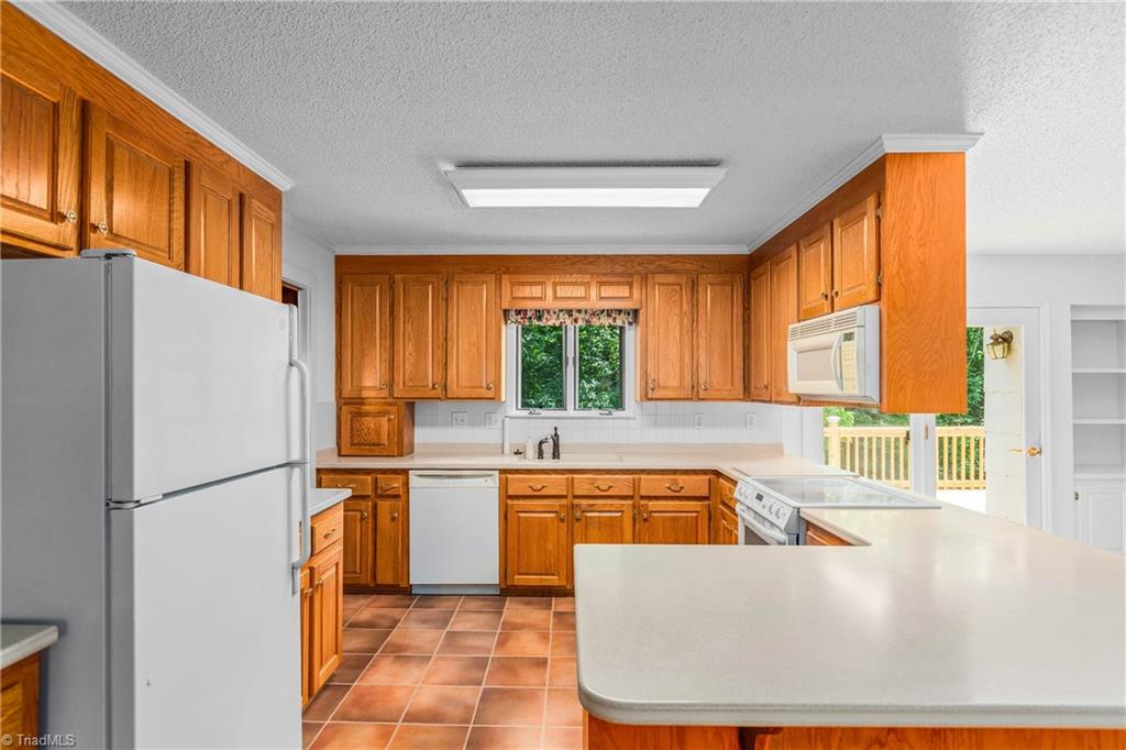 3748 Pride's Road East Bend, NC 27018 - Photo 29 of 41 Gallery Image 29
