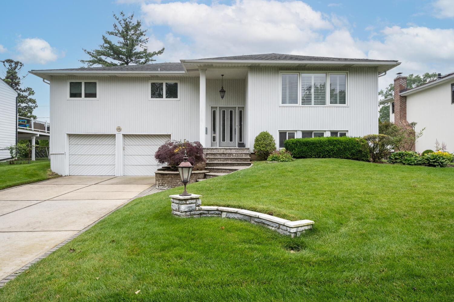 442 Old Courthouse Road Manhasset Hills, NY 11040 - Photo 1 of 1