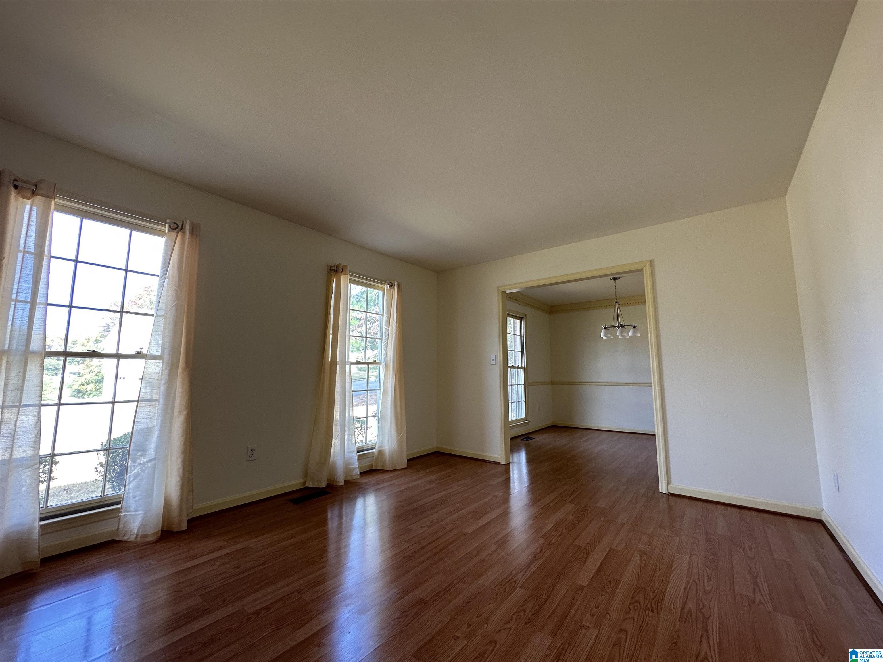 1925 Winewood Road Birmingham, AL 35215 - Photo 7 of 34