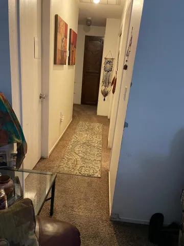 a view of entryway with a rug