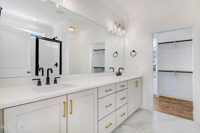 $484,900 | 46 Otter Hole Drive, Kenly, NC 27542