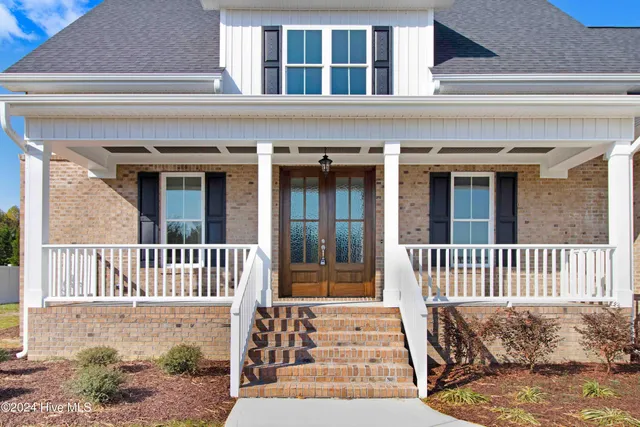 $484,900 | 46 Otter Hole Drive, Kenly, NC 27542