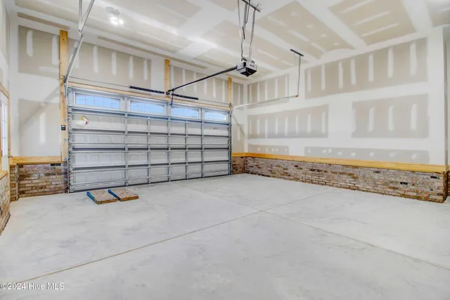 $484,900 | 46 Otter Hole Drive, Kenly, NC 27542