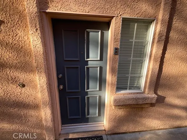 $469,900 | 25150 Steinbeck Avenue, Stevenson Ranch, CA 91381