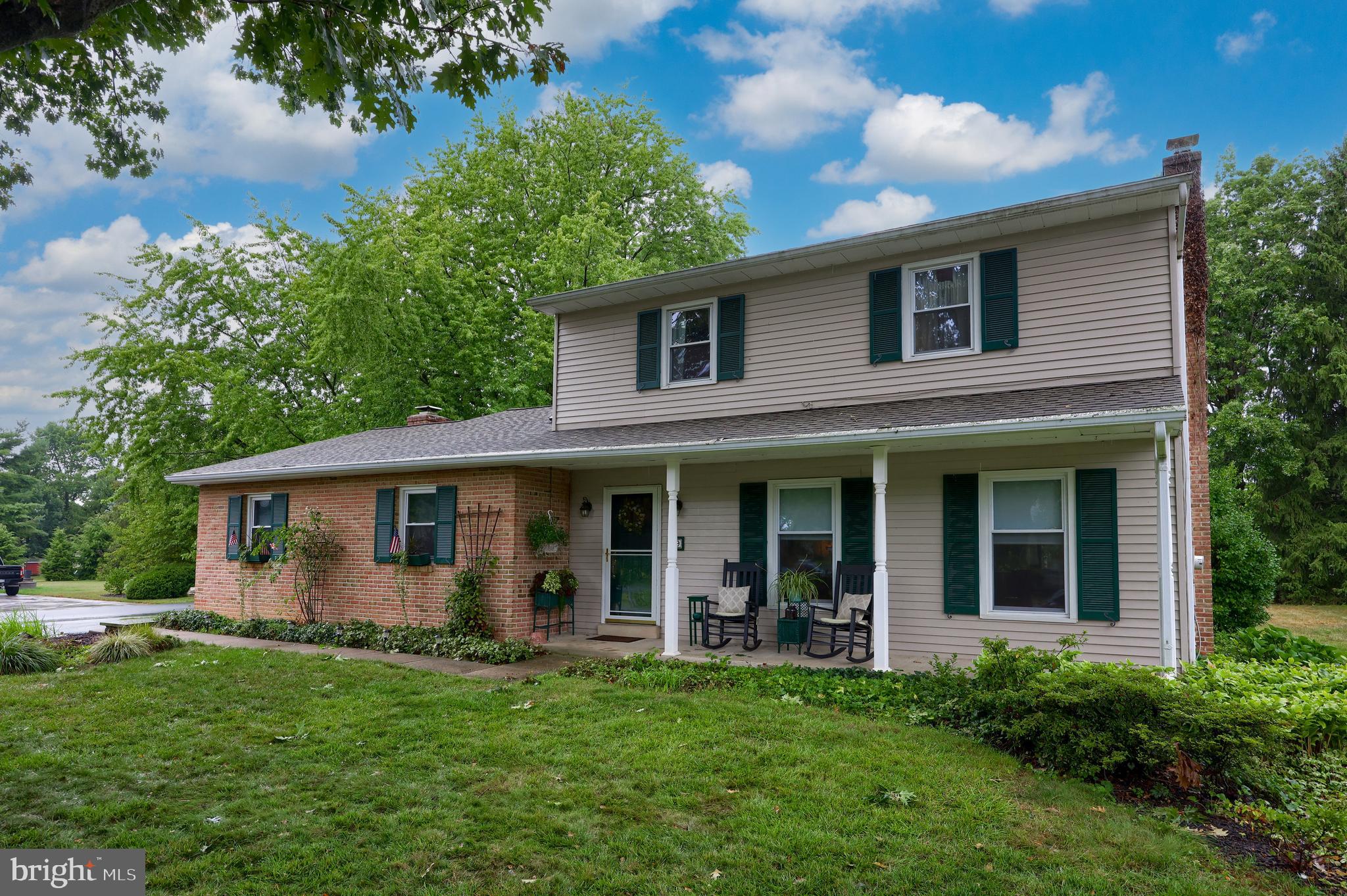 19 Buttonwood Drive Lititz, PA 17543 - Photo 1 of 40 Gallery Image 1