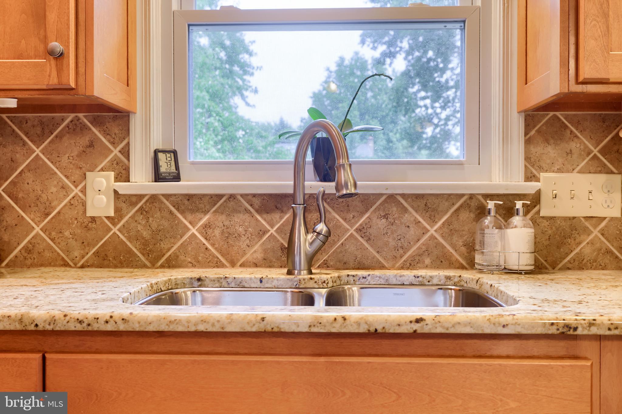 19 Buttonwood Drive Lititz, PA 17543 - Photo 12 of 40 Kitchen