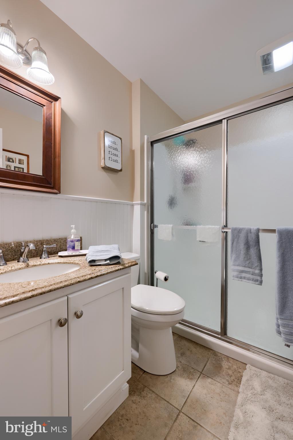 19 Buttonwood Drive Lititz, PA 17543 - Photo 16 of 40 First Floor Full Bathroom