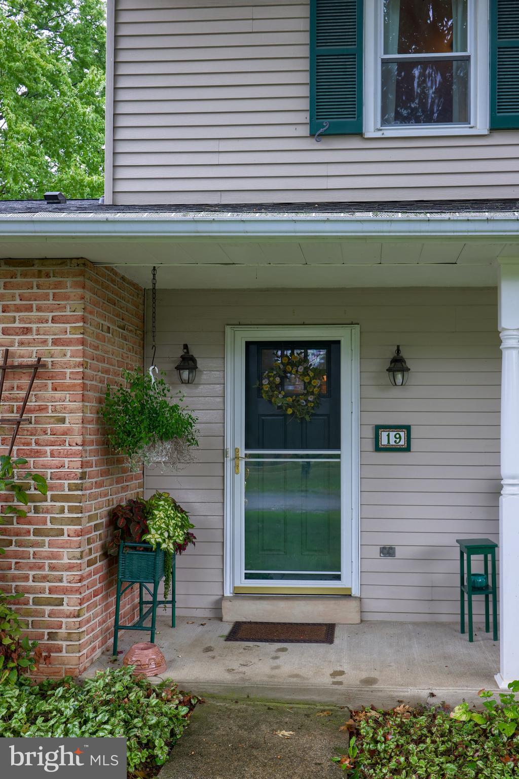 19 Buttonwood Drive Lititz, PA 17543 - Photo 31 of 40 Front Entrance
