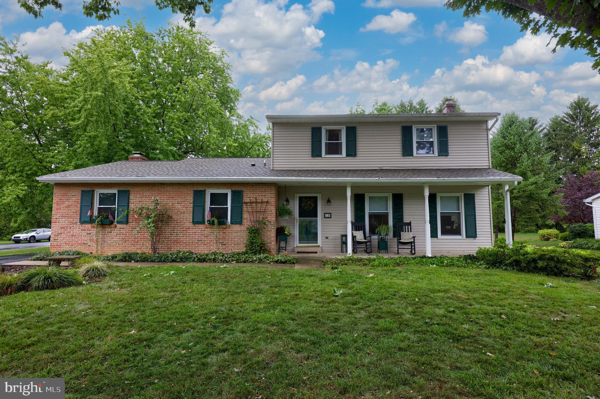 19 Buttonwood Drive Lititz, PA 17543 - Photo 35 of 40 Front View