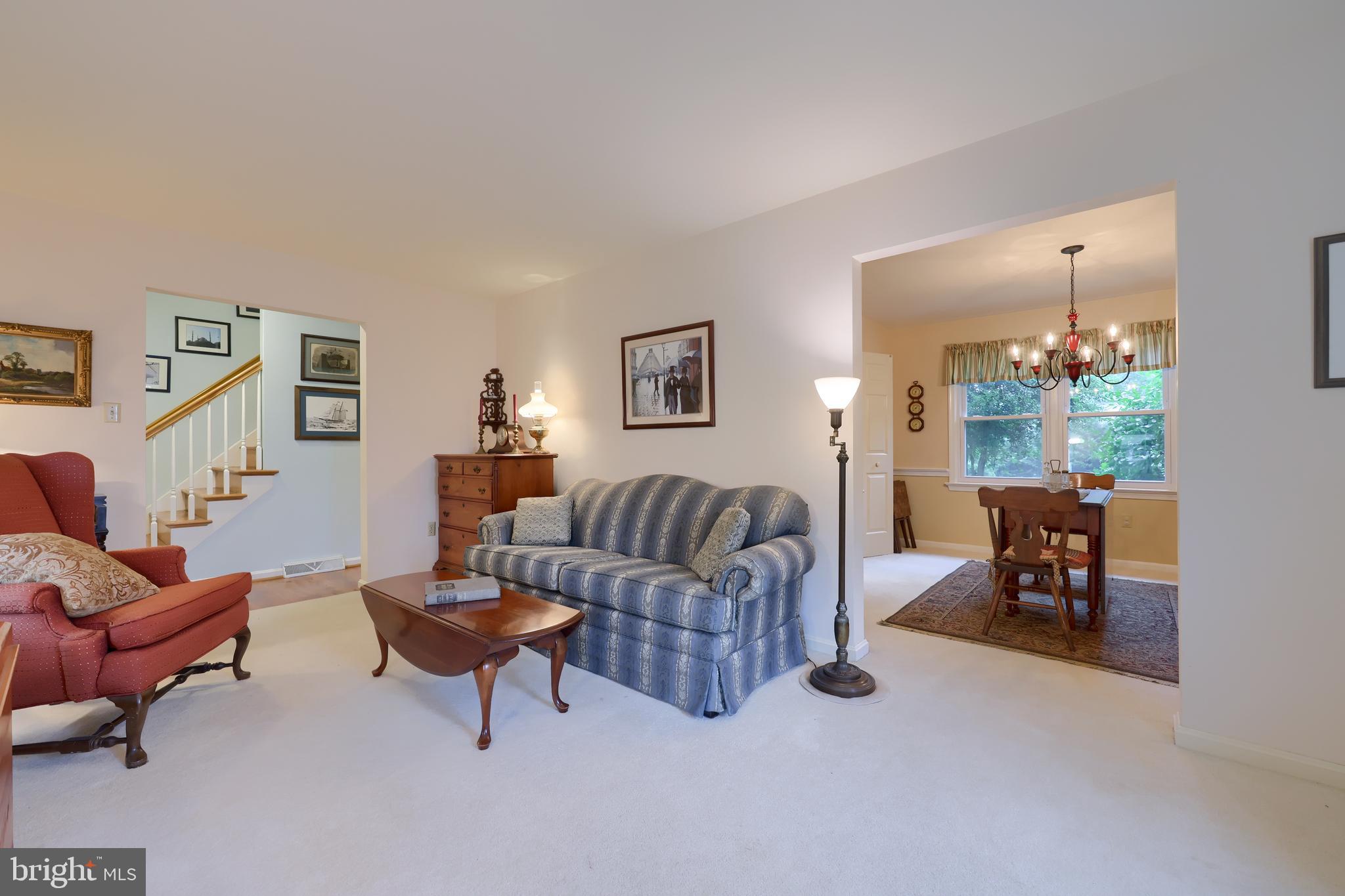 19 Buttonwood Drive Lititz, PA 17543 - Photo 5 of 40 Living Room