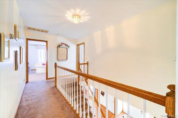 $687,000 | 2 Melissa Lane, Washingtonville, NY 10992