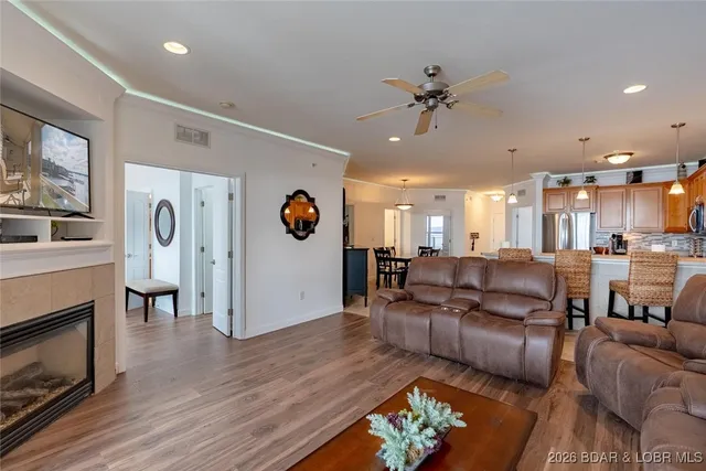 $497,000 | 1225 Lands End Parkway, Unit 736, Osage Beach, MO 65065