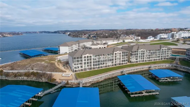 $497,000 | 1225 Lands End Parkway, Unit 736, Osage Beach, MO 65065