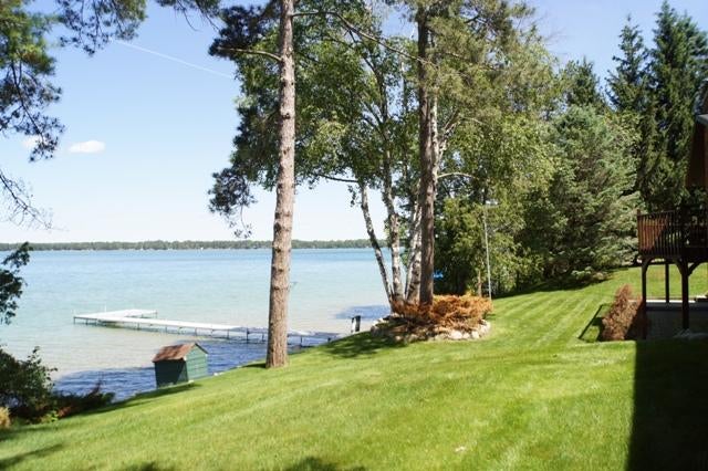2700 Cobb Road Lewiston, MI 49756 - Photo 4 of 17 Gallery Image 4