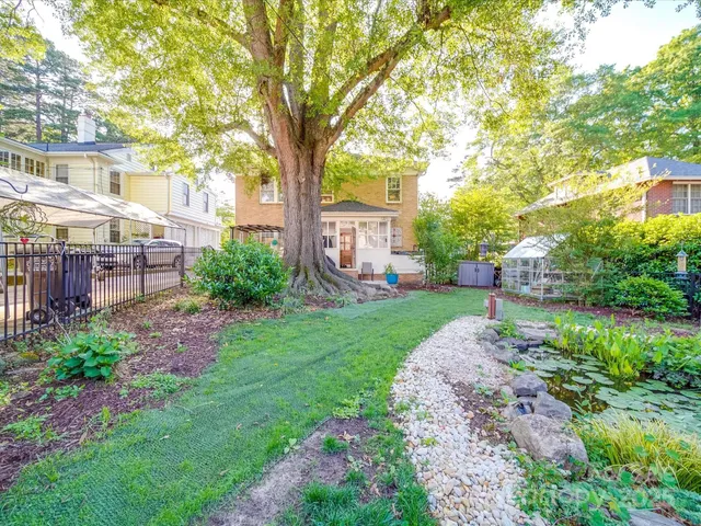 $454,000 | 907 Edgewood Circle, Gastonia, NC 28052