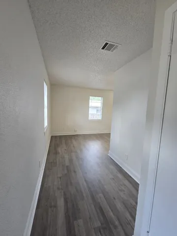 $1,299 | 6905 Bennett Avenue, Austin, TX 78752