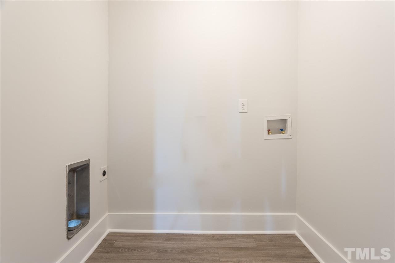 937 Wilson Road Clinton, NC 28328 - Photo 23 of 28 a view of a small space