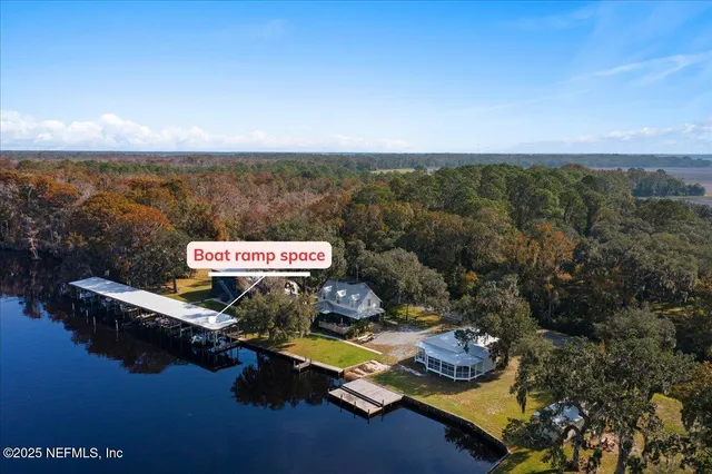 a view of water heater in a yard
