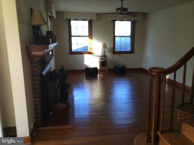2315 Sandymount Road Finksburg, MD 21048 - Photo 21 of 29 Living Room