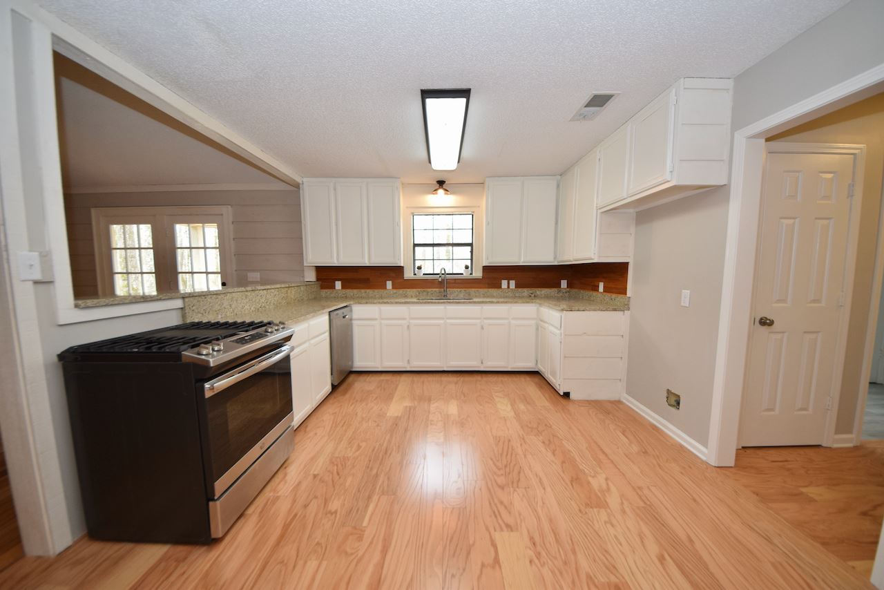 1745 Cherry Road Eads, TN 38028 - Photo 6 of 25 Gallery Image 6